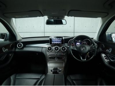 2017 Mercedes-Benz C350 2.0 W205 e Exclusive Sedan AT(ปี 14-19) P5465 รูปที่ 4